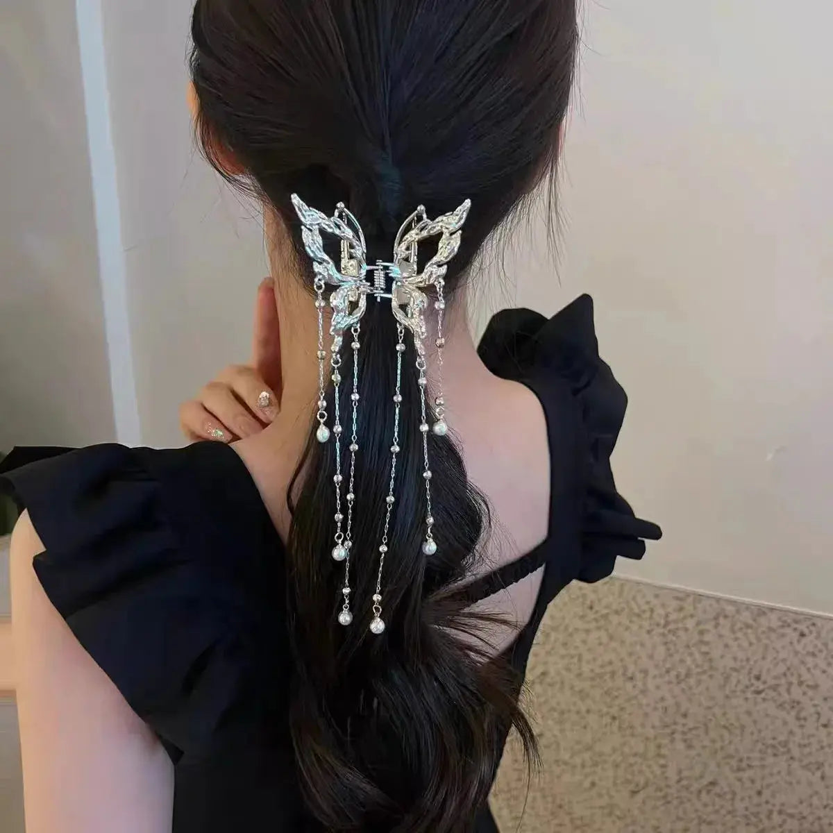 Simple Hair Claw Clip Butterfly Pearl Tassel Hair Clip True Value